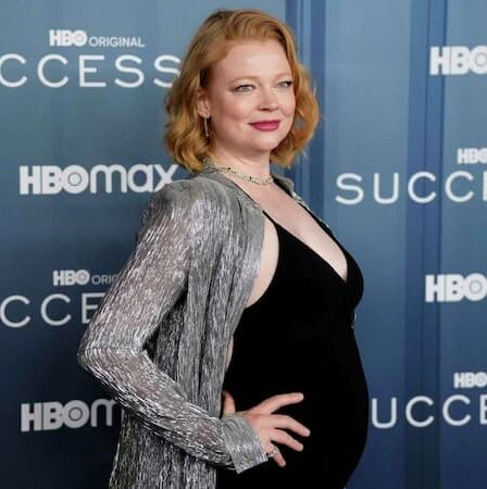 A photo of Sarah Snook