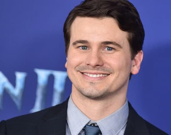 A photo of Jason Ritter