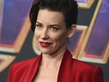 A Photo of Evangeline Lilly