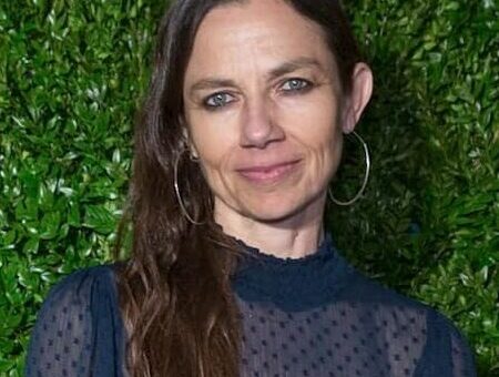 A Photo of Justine Bateman