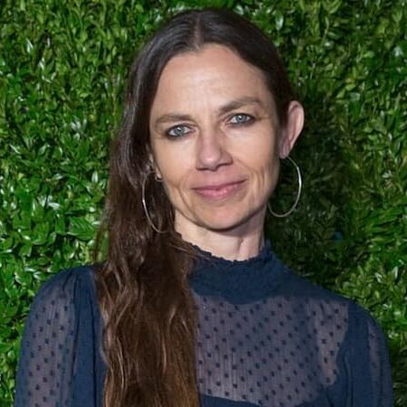 A Photo of Justine Bateman