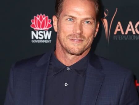 A Photo of Jason Lewis