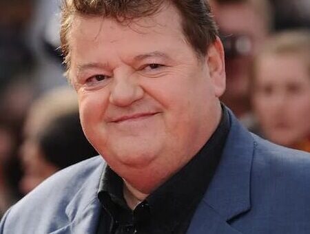 A photo of Robbie Coltrane